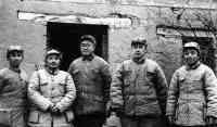 陳官莊戰役，80萬斤猪肉運到革命军戰壕，南京則晝夜生產大餅罐頭