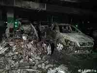 網傳北京一特斯拉地庫起火！整車燒成空殼波及旁邊多車