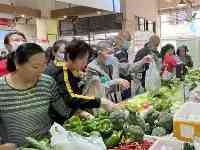 美蘭區3家農貿市場五種蔬菜銷售3.5元/斤