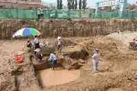 湖北挖出一220平米的“水墓”，發現21具少女棺材，考古隊：可憐