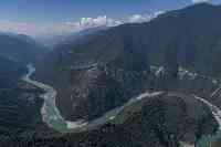 雅魯藏布江超級水電站，堪稱再造3個三峽，無視印度直接開工行嗎