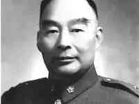 老父親去部隊看兒子，讓警衛員把軍長叫出來，軍長：不認識讓他走