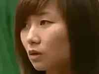 2011年，16歲小夥欲跳橋結束生命，19歲陌生女孩為了救他獻出一吻