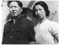 毛澤東和江青在延安合影照片！